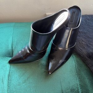 Forever 21 Black Pointed-Toe Mule Heels